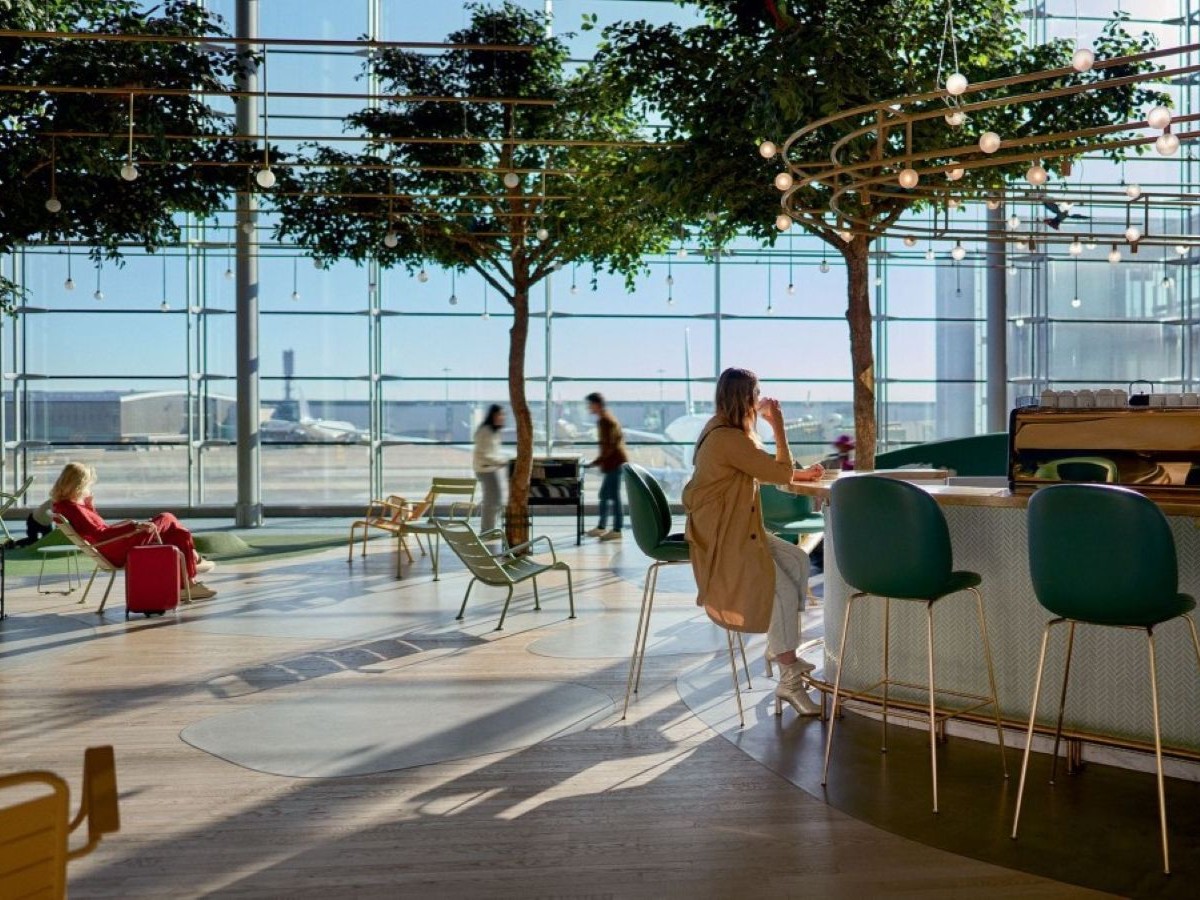 Paris main international airport