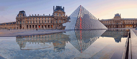 Beautiful Louvre Museum