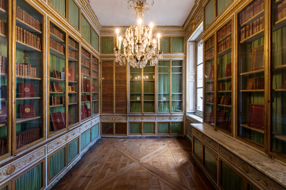Marie Antoinette private rooms library