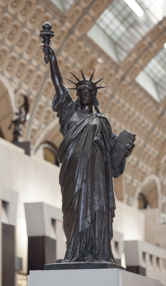 Liberty Leading the People