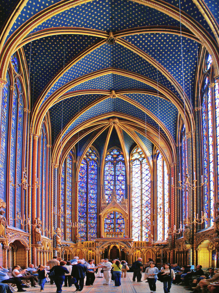 The upper level of the Sainte-Chapelle