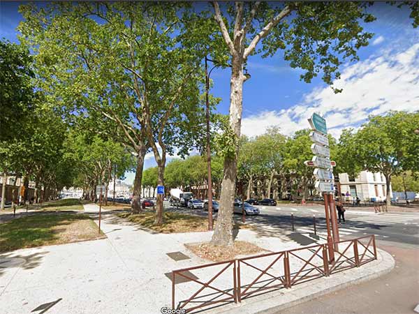 Versailles palace by walk